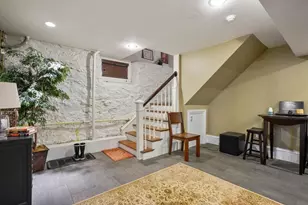 15 Howell St, Boston, MA 02125 - Photo 28