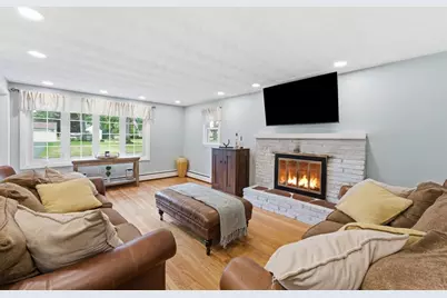 28 Intervale Rd, Springfield, MA 01118 - Photo 4