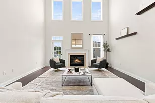 40 Phoebe St, Methuen, MA 01844 - Photo 2