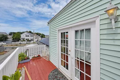 43 Dashwood St, Revere, MA 02151 - Photo 10