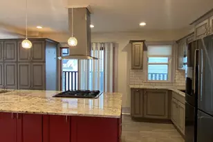 99 Walnut St, Malden, MA 02148 - Photo 2