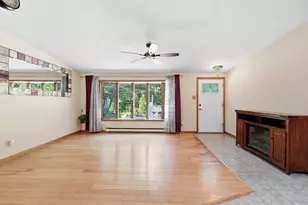 14 H Putnam Rd, Charlton, MA 01507 - Photo 6