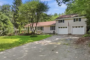 14 H Putnam Rd, Charlton, MA 01507 - Photo 4