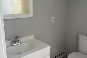 27 Warren Ave, Malden, MA 02148 - Photo 14