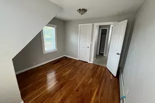27 Warren Ave, Malden, MA 02148 - Photo 8