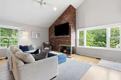 28 Carnation Cir #C, Reading, MA 01867 - Photo 4