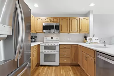28 Carnation Cir #C, Reading, MA 01867 - Photo 10