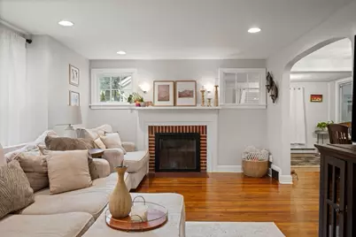 212 Emerson St, Springfield, MA 01118 - Photo 4