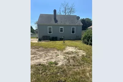 42 Clairmont Ave., Chicopee, MA 01013 - Photo 4