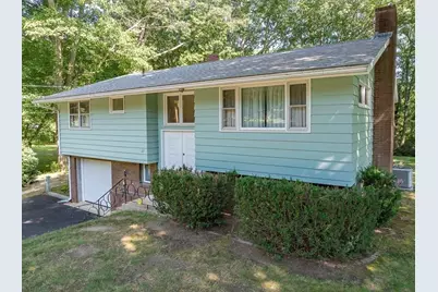 27 Brook St, Kingston, MA 02364 - Photo 2