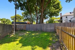 16 Elm St, Medford, MA 02155 - Photo 34
