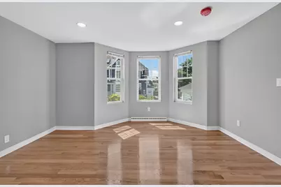 311 Central St #1, Saugus, MA 01906 - Photo 2