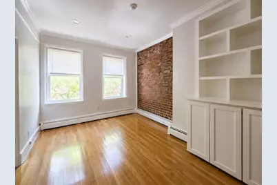 61 Phillips St #3, Boston, MA 02114 - Photo 2