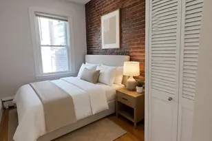 61 Phillips St, Boston, MA 02114 - Photo 8