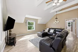 70 High St, Monson, MA 01057 - Photo 8