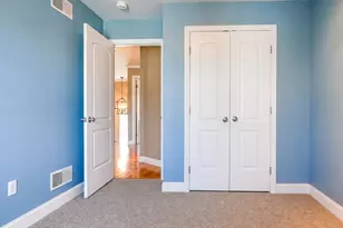 40 Winchester Ln, Fall River, MA 02721 - Photo 14