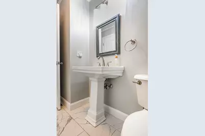 40 Winchester Ln #15, Fall River, MA 02721 - Photo 8