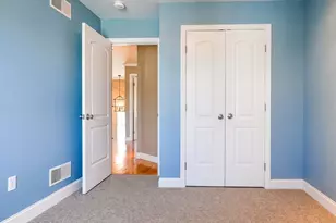 40 Winchester Ln, Fall River, MA 02721 - Photo 14