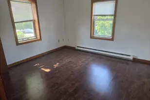 118 Elm St, Millbury, MA 01527 - Photo 4