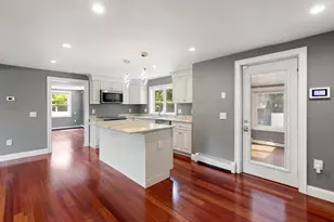 90 Strawberry Ln, Abington, MA 02351 - Photo 4