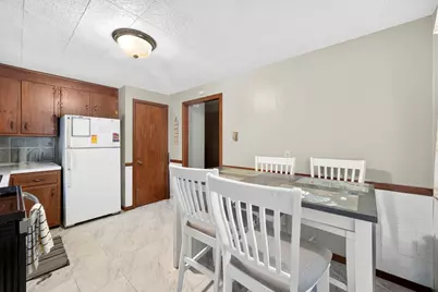 46-48 Fenwick St, Springfield, MA 01109 - Photo 10
