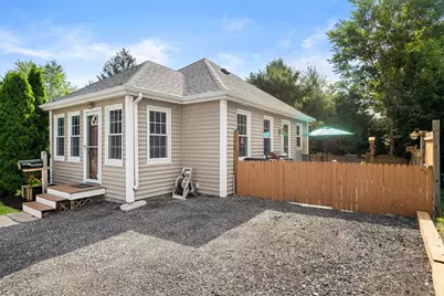 20 Prospect St, Maynard, MA 01754 - Photo 2