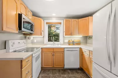 20 Prospect St, Maynard, MA 01754 - Photo 16