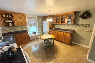 349 Parker St, Gardner, MA 01440 - Photo 8