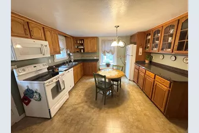 349 Parker St, Gardner, MA 01440 - Photo 6