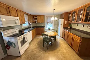 349 Parker St, Gardner, MA 01440 - Photo 6