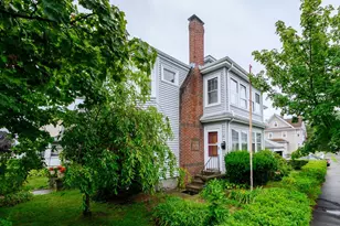 37 Davis St, Quincy, MA 02170 - Photo 4