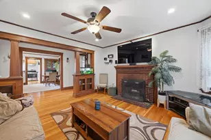 37 Davis St, Quincy, MA 02170 - Photo 6