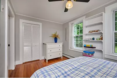 80 Jackson St, Belchertown, MA 01007 - Photo 14