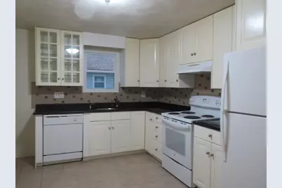 2A Bryon Rd #2A, Newton, MA 02467 - Photo 2