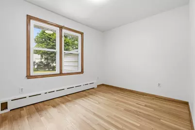 17 Everett St Extension, Fitchburg, MA 01420 - Photo 12
