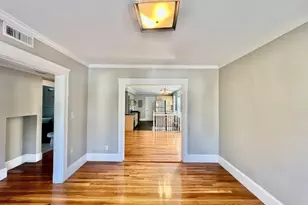 18 Rice St, Cambridge, MA 02140 - Photo 2