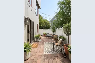 24 Bay State Rd #5, Cambridge, MA 02138 - Photo 22