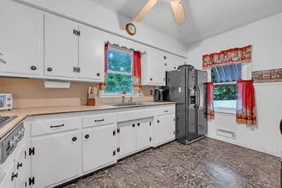 63 Wayside, Worcester, MA 01605 - Photo 4