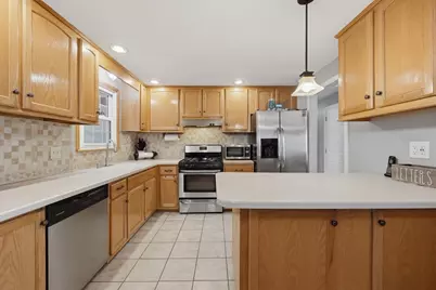28 Trinity Drive, Milford, MA 01757 - Photo 10