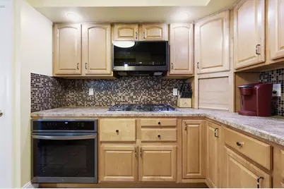 32 Waterford Dr, Westfield, MA 01085 - Photo 10