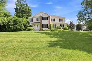 32 Waterford Dr, Westfield, MA 01085 - Photo 1
