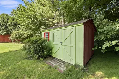 32 Waterford Dr, Westfield, MA 01085 - Photo 36