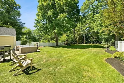 66 Center St, Raynham, MA 02767 - Photo 22