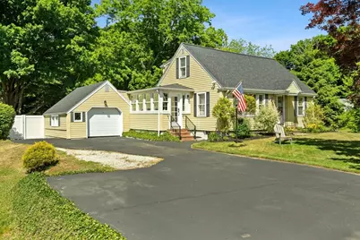 66 Center St, Raynham, MA 02767 - Photo 2