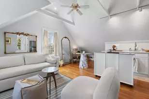 3 Circle St, Marblehead, MA 01945 - Photo 4