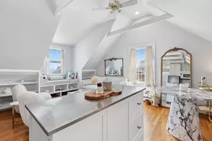3 Circle St, Marblehead, MA 01945 - Photo 10