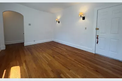 7 Grove St. #11, Boston, MA 02114 - Photo 2