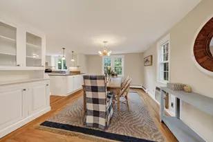 124 Hobart St, Hingham, MA 02043 - Photo 8