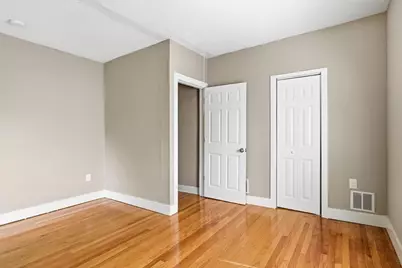 34 W School St, Westfield, MA 01085 - Photo 16