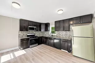 34 W School St, Westfield, MA 01085 - Photo 4